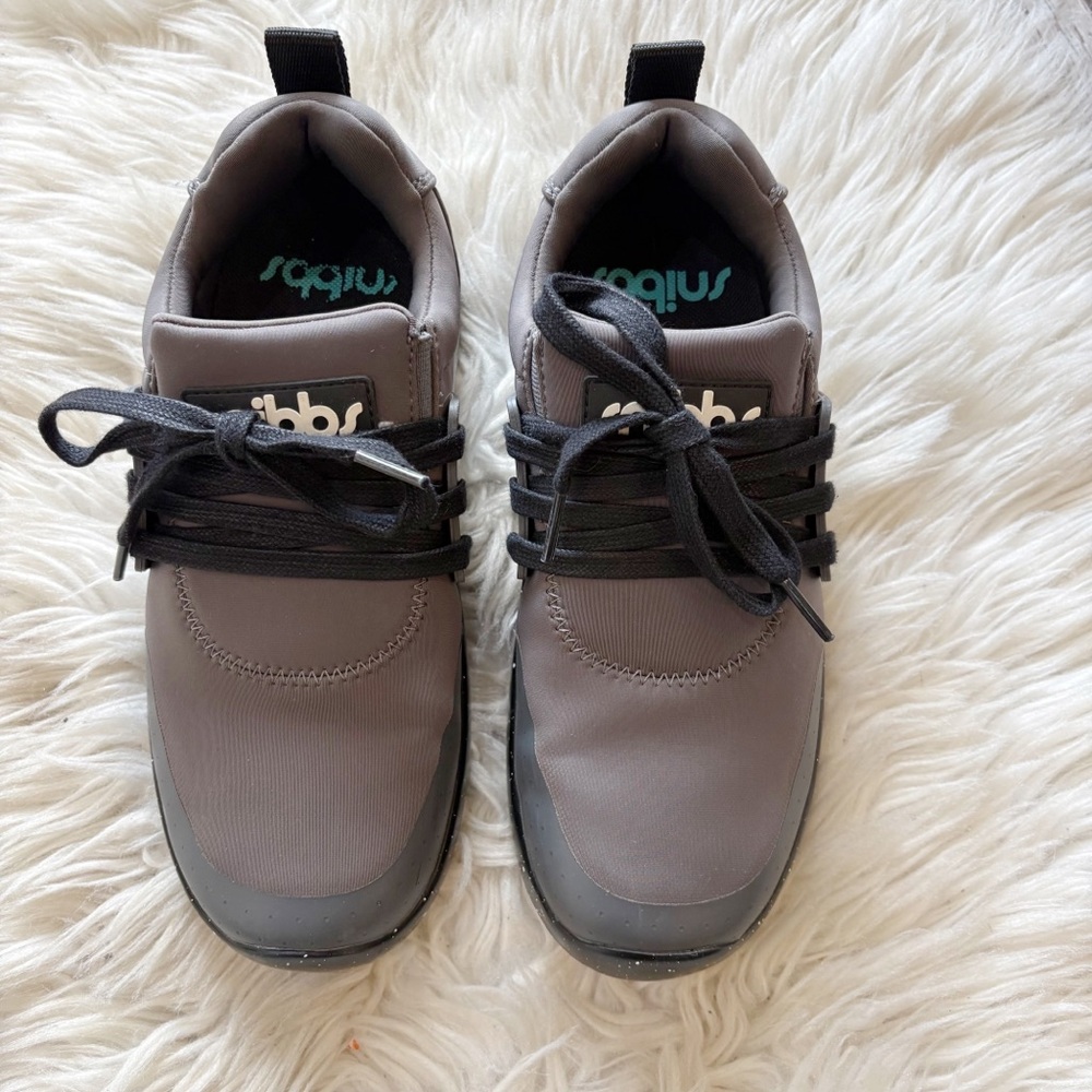 Snibbs Charcoal Gray Spacecloud Work Sneakers Women’s Size 7.5